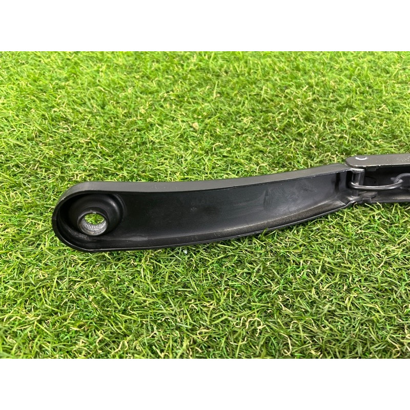 Поводок дворника (кузов и элементы) BMW 5-series Gran Turismo F07 2011 3.0 N55B30 61617207290