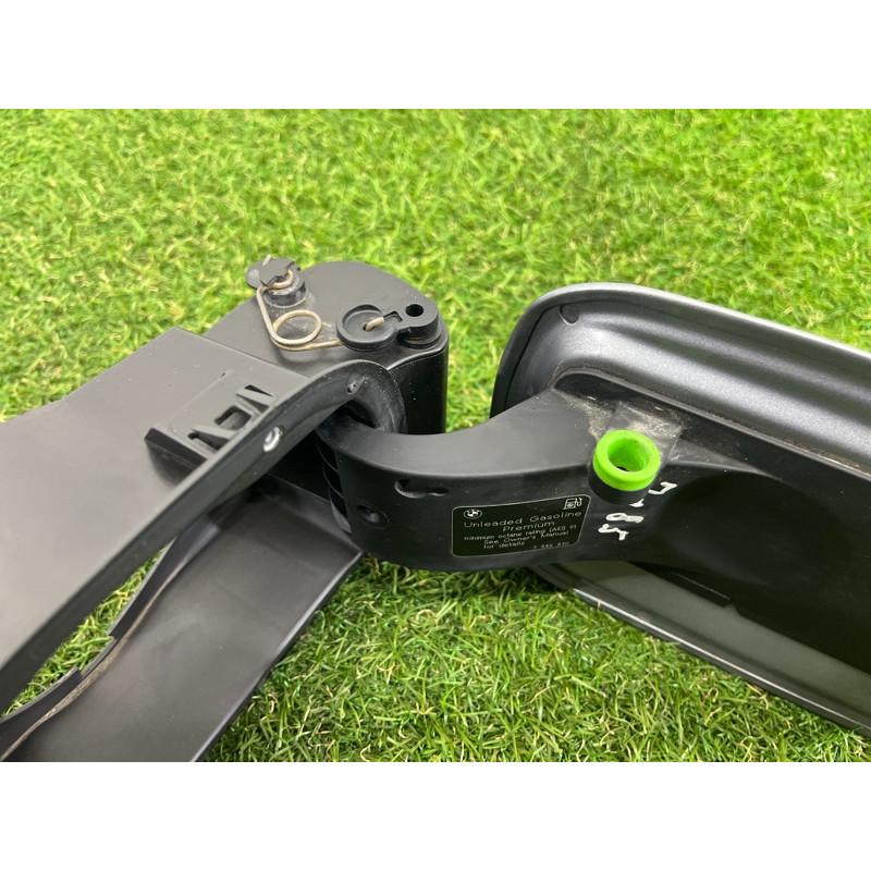 Лючок топливного бака (кузов и элементы) BMW 3-series E93 2008 3.0 N54 51177144330