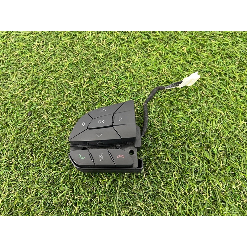 Кнопки руля (электрика / кнопки) Jeep Grand Cherokee WK2 2014 3.0 Diesel EXF 68159639AC