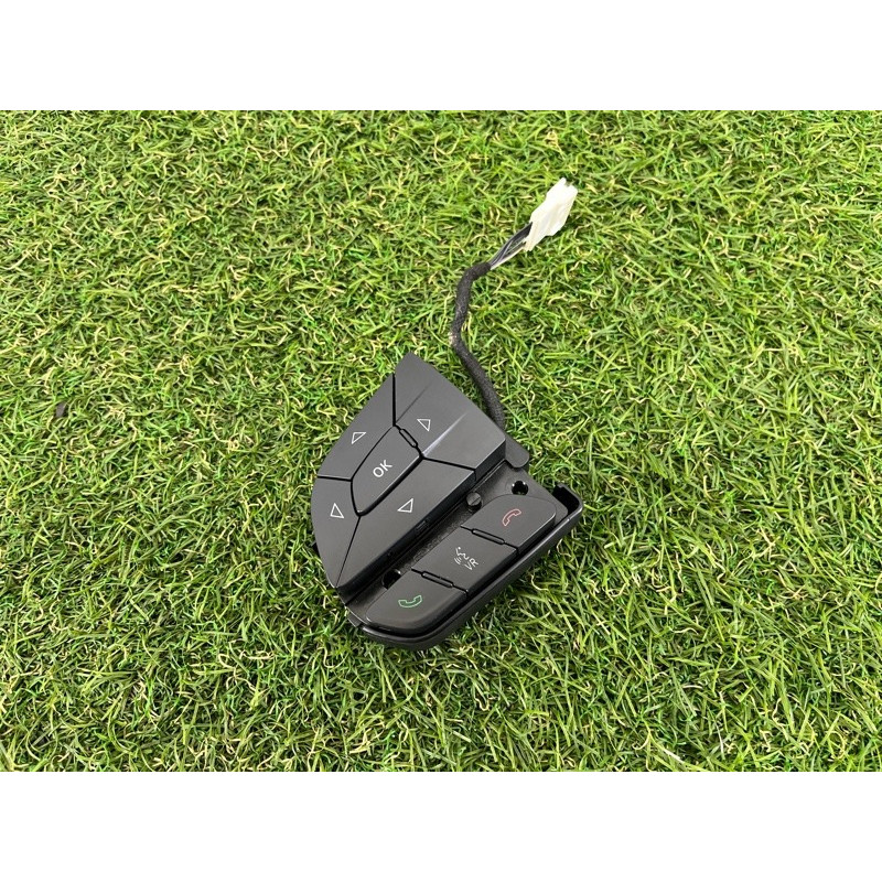 Кнопки руля (электрика / кнопки) Jeep Grand Cherokee WK2 2014 3.0 Diesel EXF 68159639AC