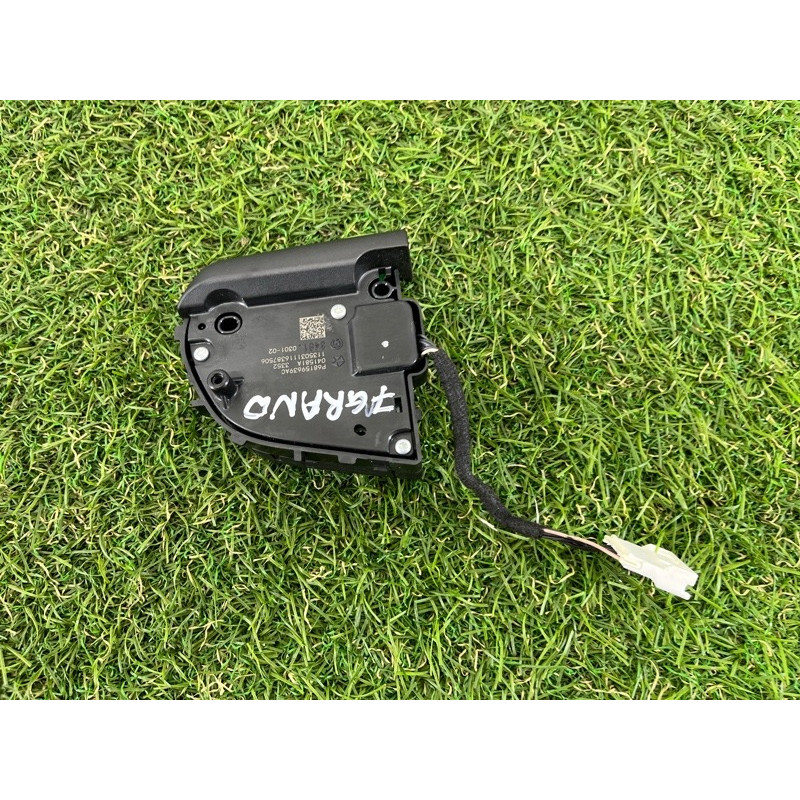 Кнопки руля (электрика / кнопки) Jeep Grand Cherokee WK2 2014 3.0 Diesel EXF 68159639AC