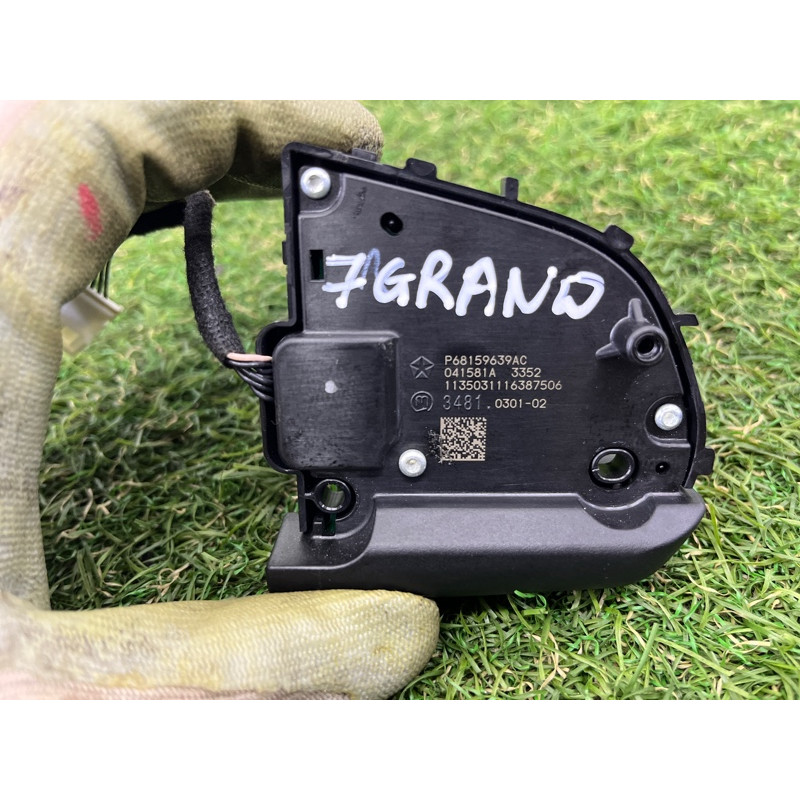 Кнопки руля (электрика / кнопки) Jeep Grand Cherokee WK2 2014 3.0 Diesel EXF 68159639AC