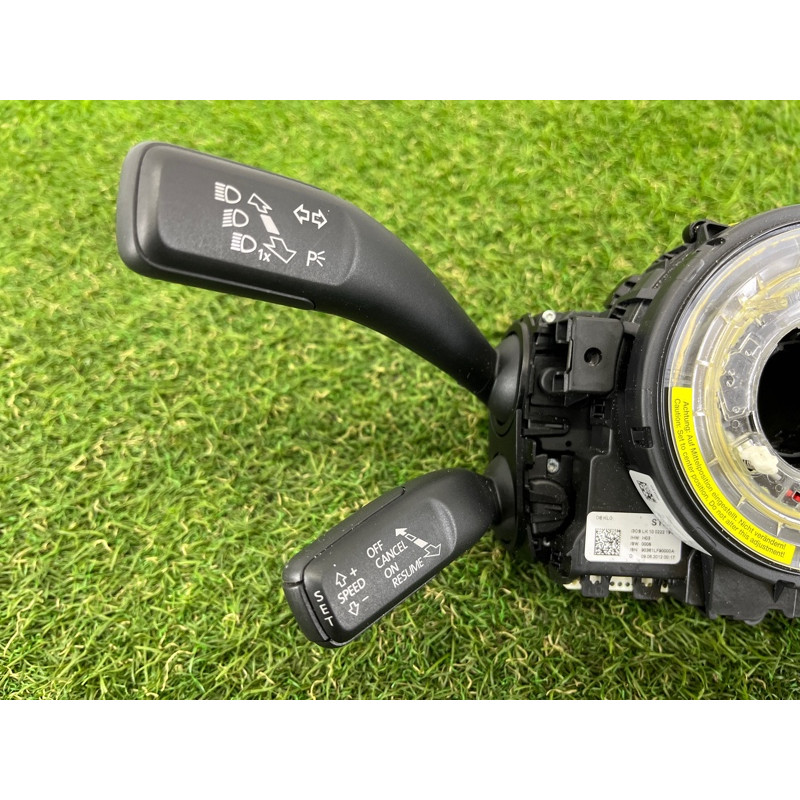 Блок подрулевых переключателей (электрика) Volkswagen Touareg NF 2013 3.6 4H0953568HZ01