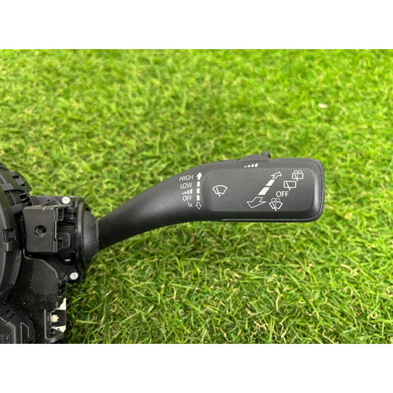 Блок подрулевых переключателей (электрика) Volkswagen Touareg NF 2013 3.6 4H0953568HZ01