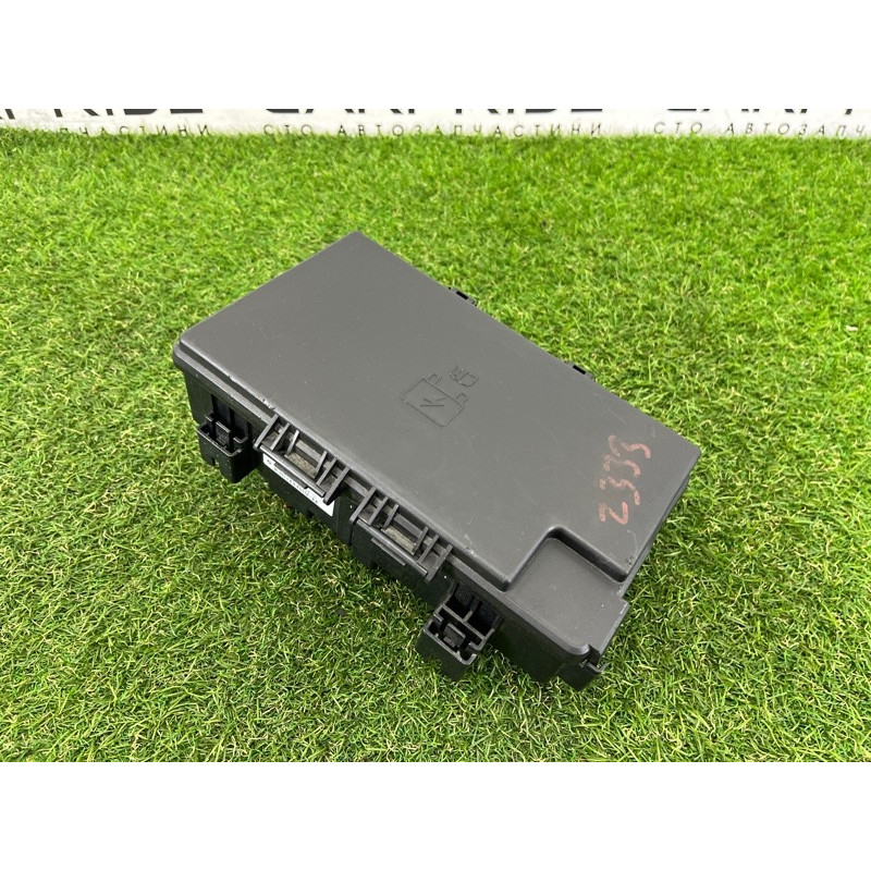 Блок предохранителей (электрика) Jeep Grand Cherokee WK2 2017 68251626AC