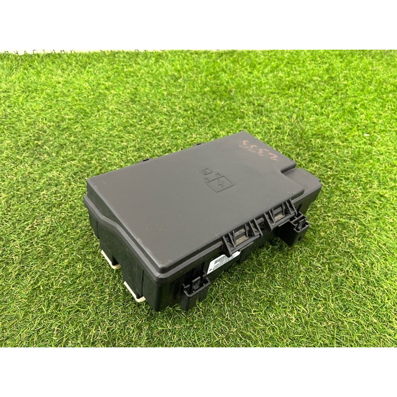 Блок предохранителей (электрика) Jeep Grand Cherokee WK2 2017 68251626AC