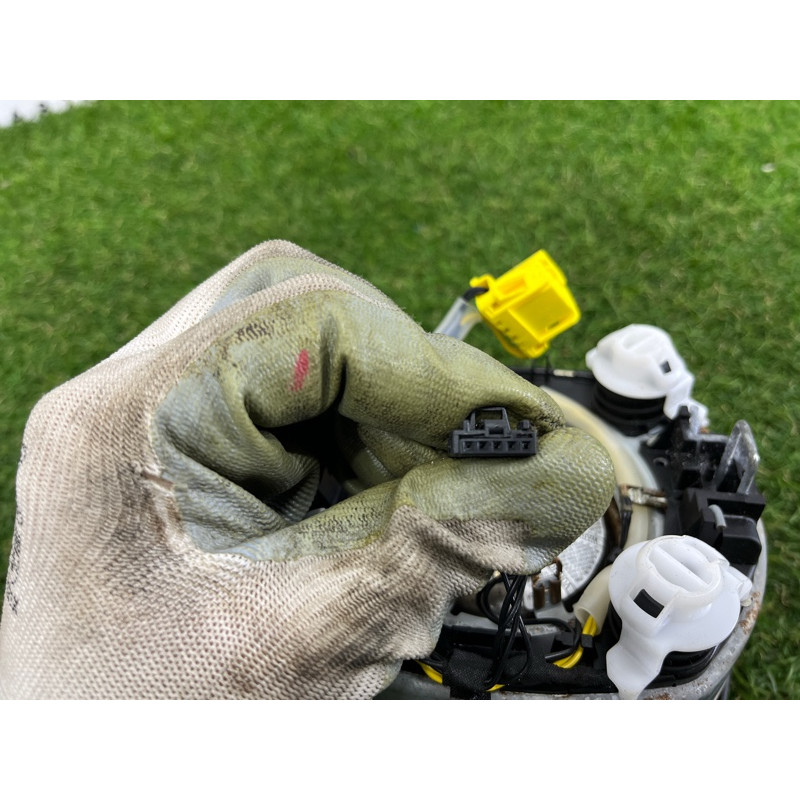 Airbag руля (airbag / безопасность) Volkswagen Touareg NF 2013 3.6 7P6880201H81U