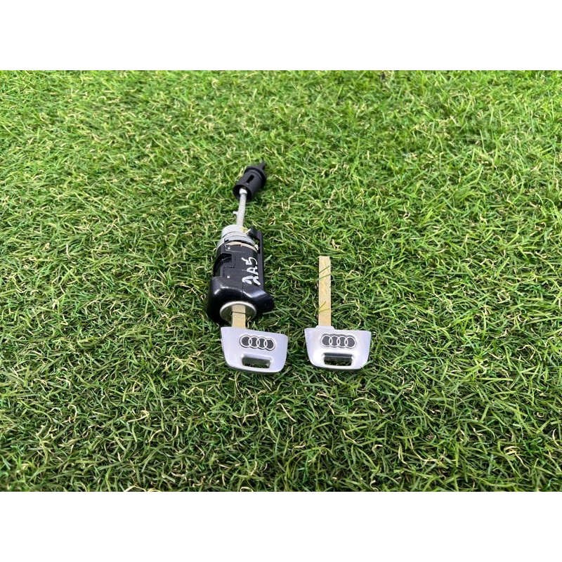 Личинка замка двери с ключом (кузов и элементы) AUDI A5 F5 2020 2.0 CYMC 107837167FM