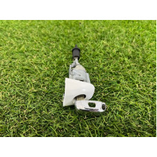 Личинка замка двери с ключом