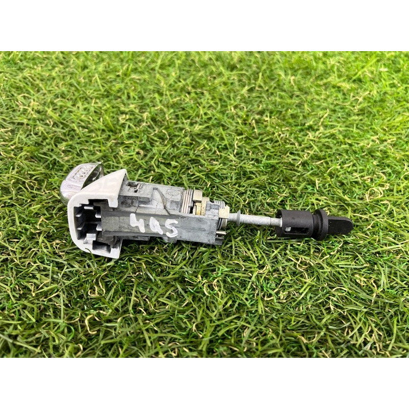 Личинка замка двери с ключом (кузов и элементы) AUDI Q5 8R 2012 3.2 CALB 107837167BH