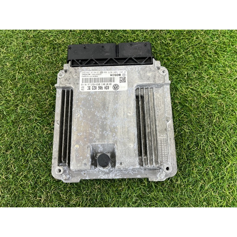 Блок управления двигателем (электрика / блок управления) Volkswagen Touareg NF 2013 3.6 03H906023BC