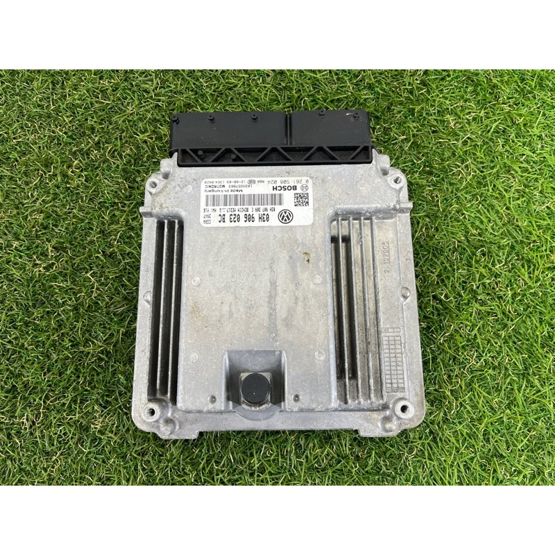 Блок управления двигателем (электрика / блок управления) Volkswagen Touareg NF 2012 3.6 CGRA 03H906023BC