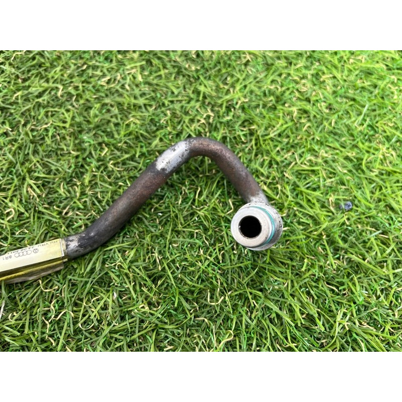 Трубка гидроусилителя (рулевое управление) AUDI Q5 8R 2012 3.2 CALB 8R1422891K