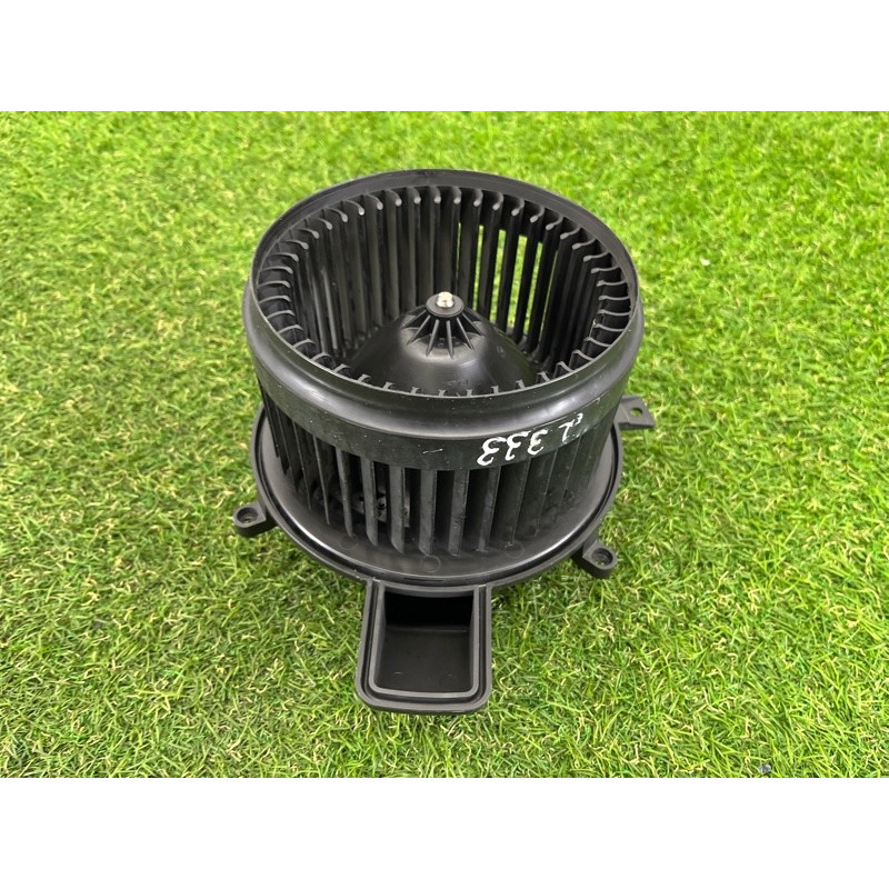 Мотор печки (отопление и кондиционирование) Jeep Grand Cherokee WK2 2017 68224166AB