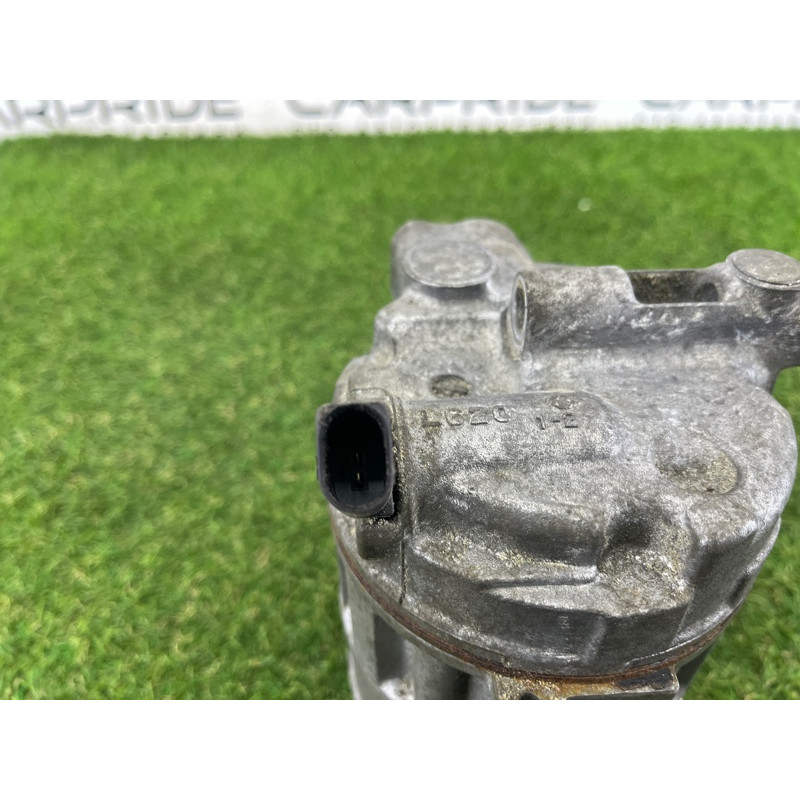 Компрессор кондиционера (отопление и кондиционирование) AUDI A4 B8 2012 2.0 CAEB 8K0260805L