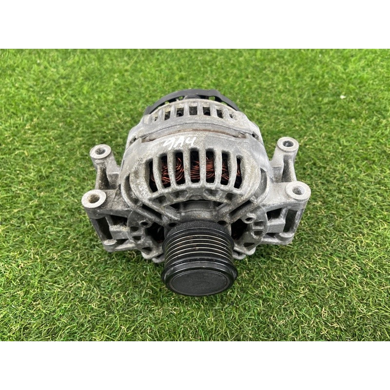 Генератор (электрика) AUDI A4 B8 2012 2.0 CAEB 06H903016L