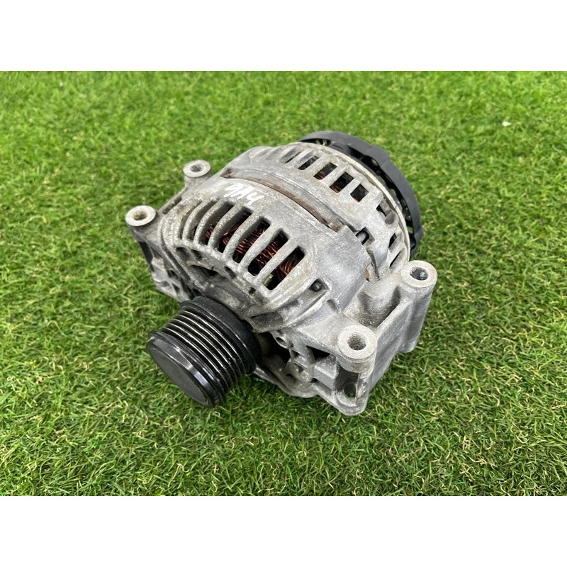 Генератор (электрика) AUDI A4 B8 2012 2.0 CAEB 06H903016L