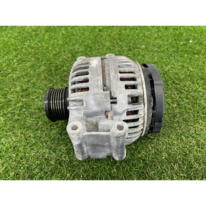 Генератор (электрика) AUDI A4 B8 2012 2.0 CAEB 06H903016L