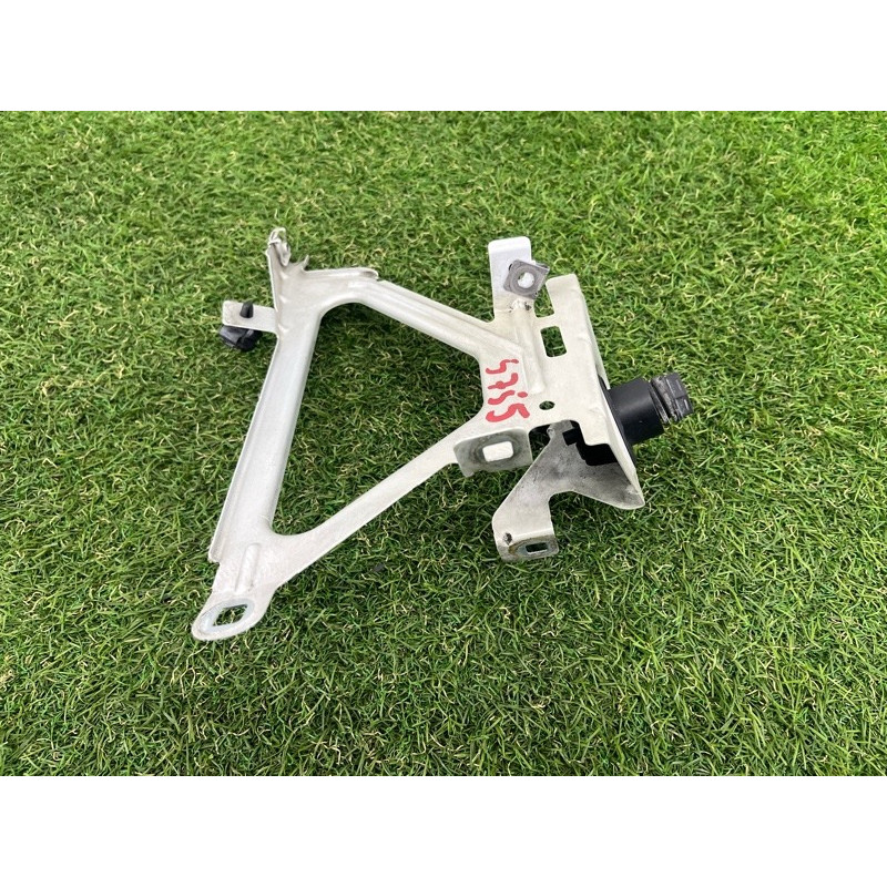 Крепление крыла (кузов и элементы) BMW 7-series F02 2011 4.4 N63 41357207186