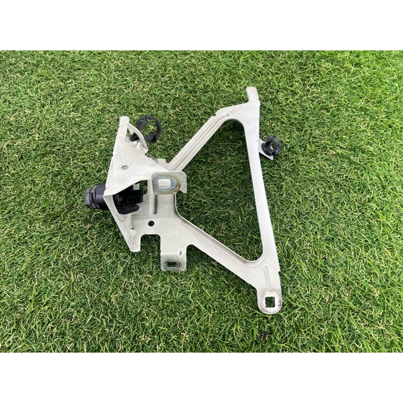 Крепление крыла (кузов и элементы) BMW 7-series F02 2011 4.4 N63 41357207186