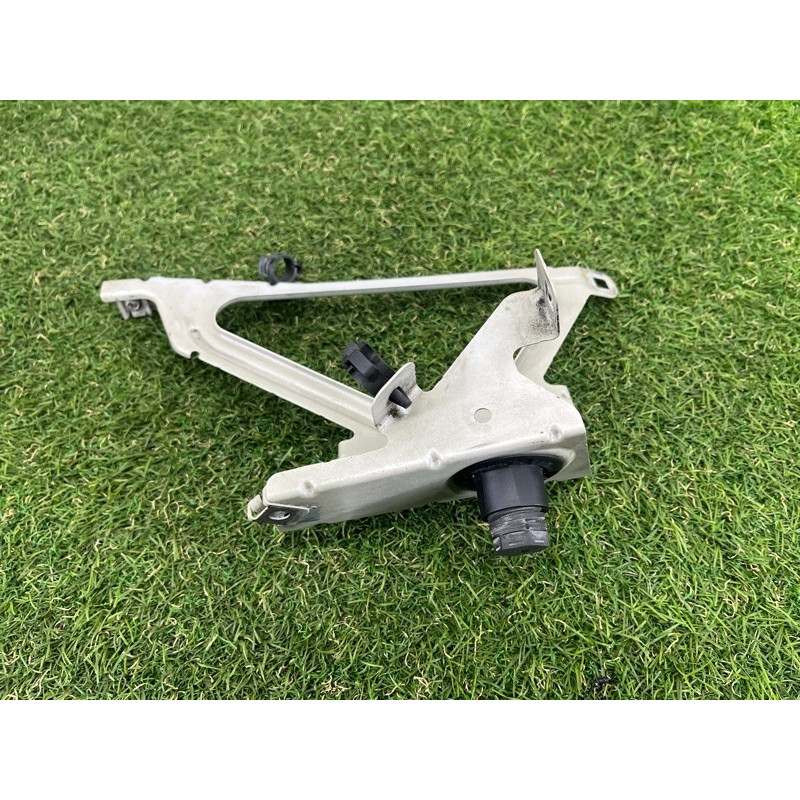 Крепление крыла (кузов и элементы) BMW 7-series F02 2011 4.4 N63 41357207186