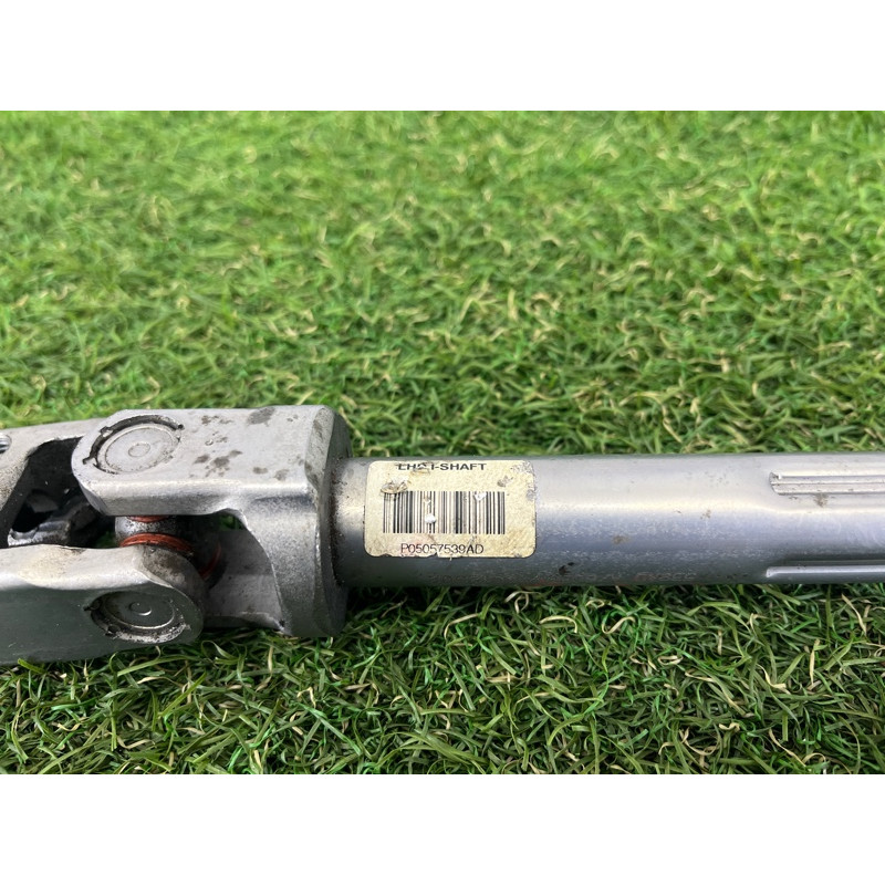 Рулевой карданчик (рулевое управление) Jeep Grand Cherokee WK2 2014 3.0 Diesel EXF 5057539AD