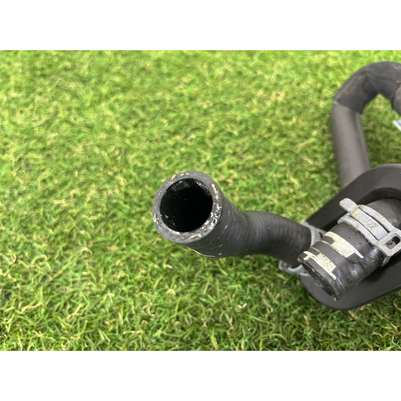 Патрубок (система охлаждения) AUDI A4 B8 2012 2.0 CAEB 8K1819371AB