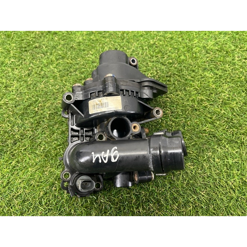 Помпа (система охлаждения) AUDI A4 B8 2012 2.0 CAEB 06H121026BA