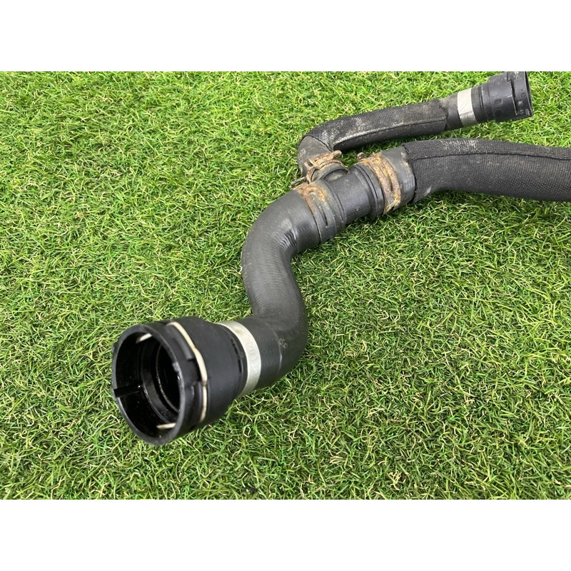 Патрубок (система охлаждения) AUDI A4 B8 2012 2.0 CAEB 8K0121055N