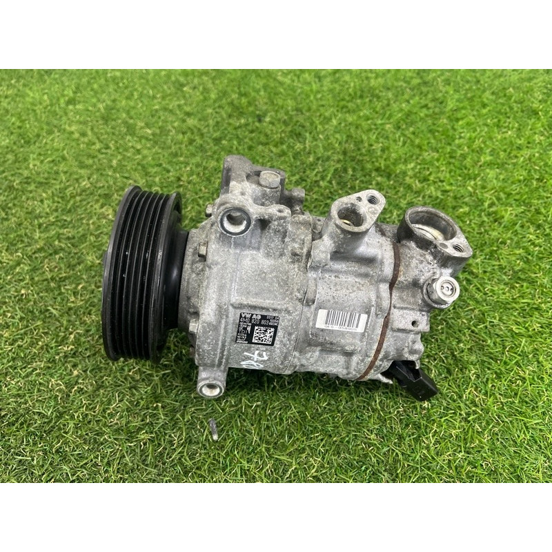 Компрессор кондиционера (отопление и кондиционирование) AUDI A4 B9 2017 2.0 DBPA 4M0820803