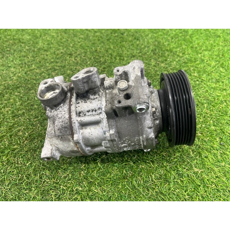 Компрессор кондиционера (отопление и кондиционирование) AUDI A4 B9 2017 2.0 DBPA 4M0820803