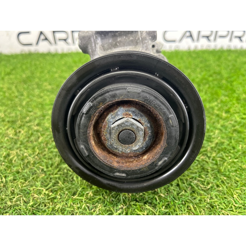 Компрессор кондиционера (отопление и кондиционирование) AUDI A4 B9 2017 2.0 DBPA 4M0820803