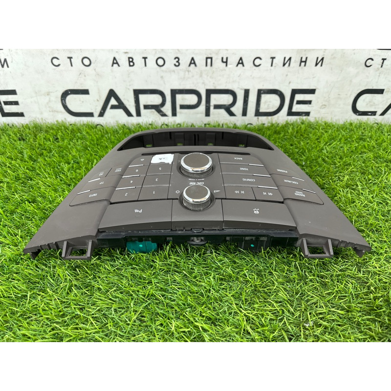 Панель управления мультимедиа (электрика / блок управления) Opel Insignia A 2010 2.0 DTH 13277911