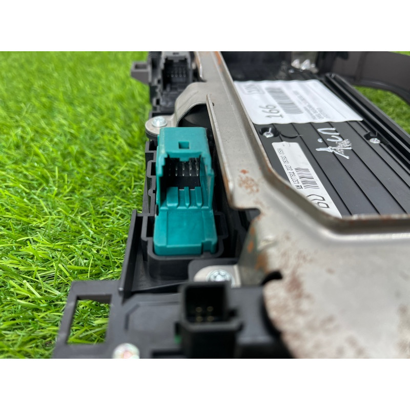 Панель управления мультимедиа (электрика / блок управления) Opel Insignia A 2010 2.0 DTH 13277911