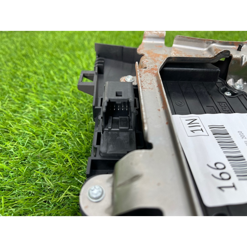 Панель управления мультимедиа (электрика / блок управления) Opel Insignia A 2010 2.0 DTH 13277911