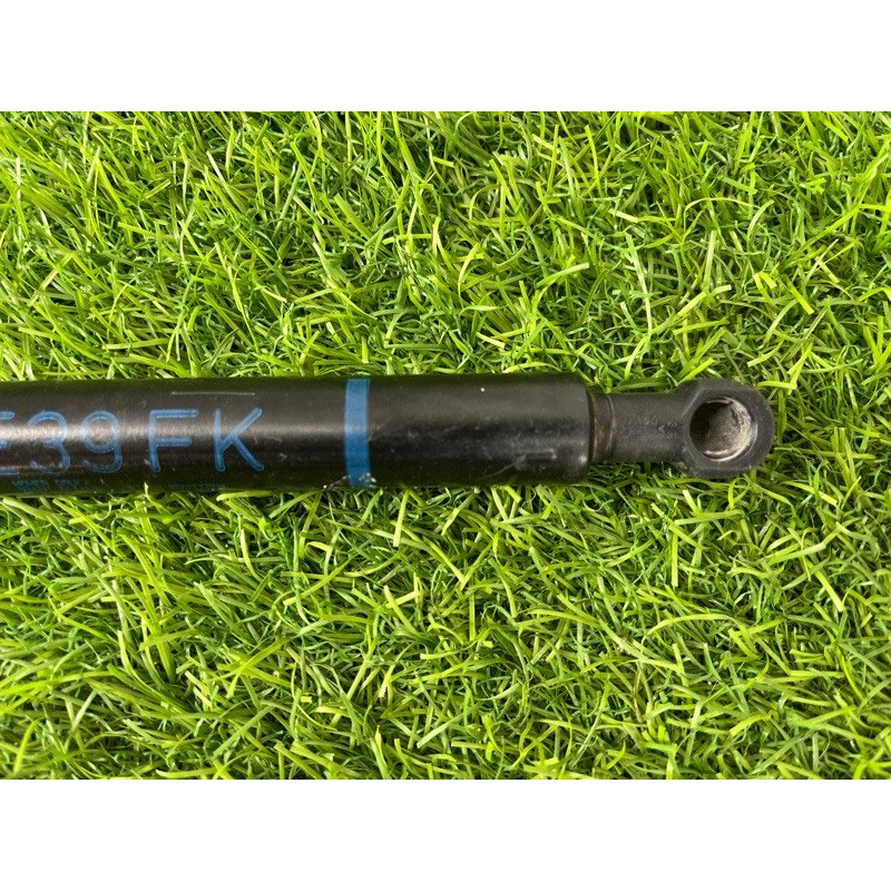 Амортизатор капота (кузов и элементы) BMW 5-series E39 51238174866