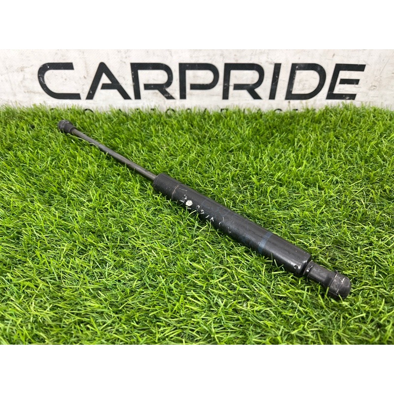 Амортизатор капота (кузов и элементы) BMW 5-series E39 51238174866