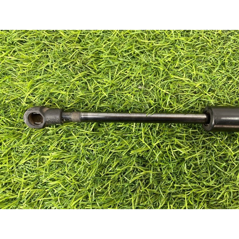 Амортизатор капота (кузов и элементы) BMW X5 E53 M57d30