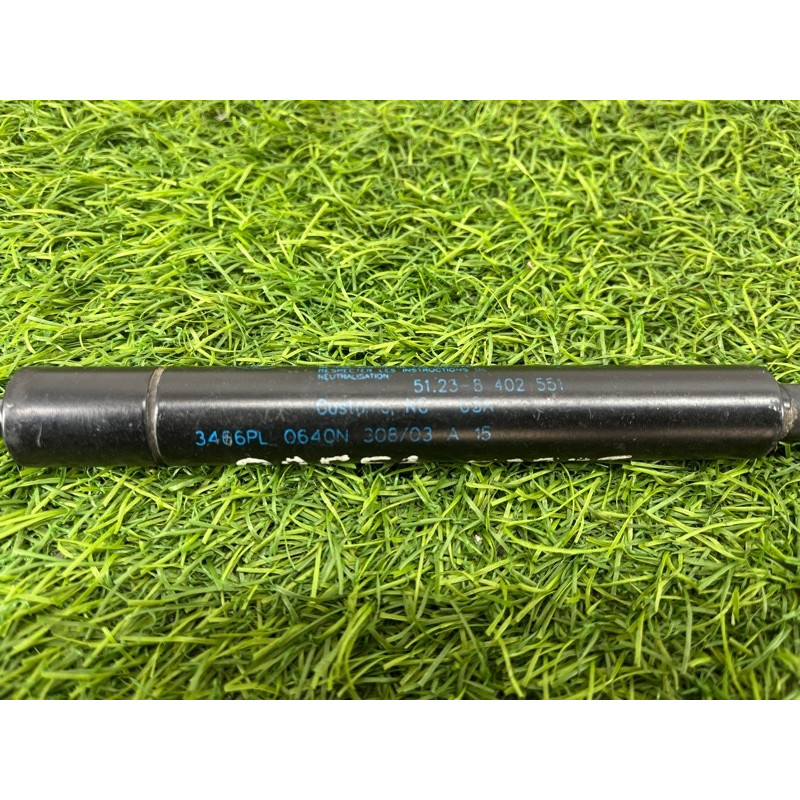 Амортизатор капота (кузов и элементы) BMW X5 E53 M57d30