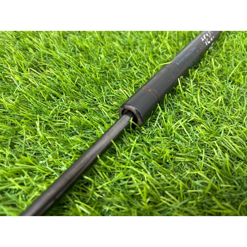 Амортизатор капота (кузов и элементы) BMW 5-series E60 2004 M54B22 51237008745