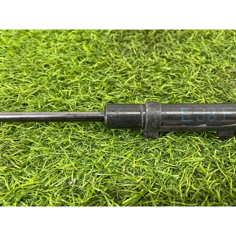 Амортизатор капота (кузов и элементы) BMW 7-series E38 51238150077