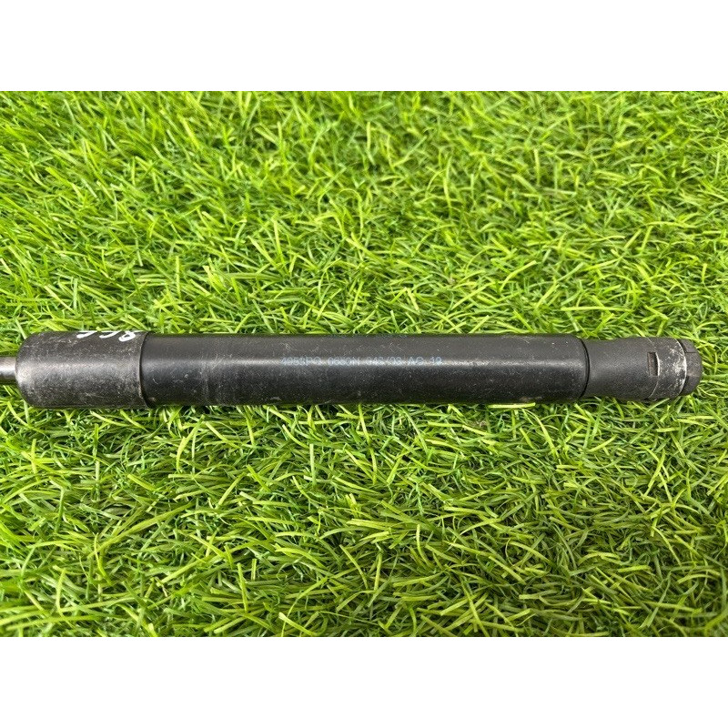 Амортизатор багажника (кузов и элементы) AUDI A4 B6 2003 1.8 BFB 4B5827552G