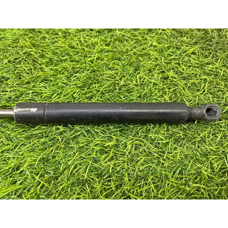 Амортизатор капота (кузов и элементы) BMW 3-series E46