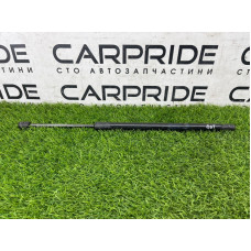 Амортизатор багажника