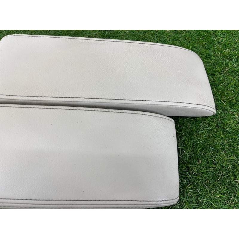 Подлокотник (салон) Volkswagen Touareg NF 2012 3.6 CGRA 7P6864207B86W