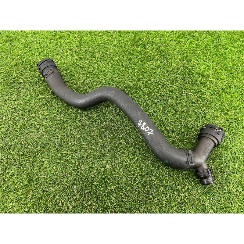 Патрубок (система охлаждения) AUDI A4 B9 2017 2.0 DBPA 8W0122101B