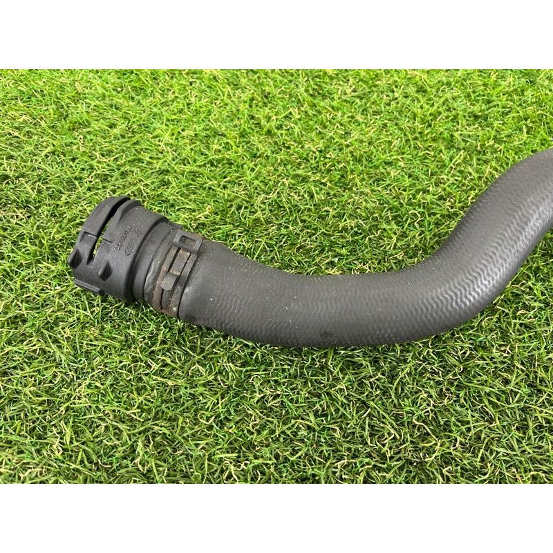 Патрубок (система охлаждения) AUDI A4 B9 2017 2.0 DBPA 8W0122101B