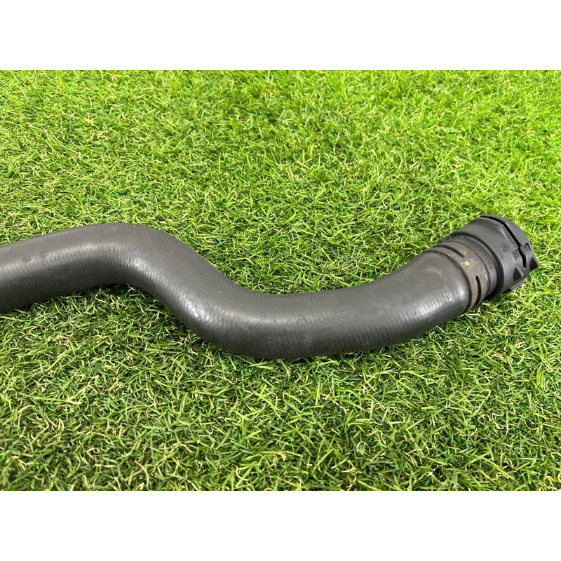 Патрубок (система охлаждения) AUDI A4 B9 2017 2.0 DBPA 8W0122101B