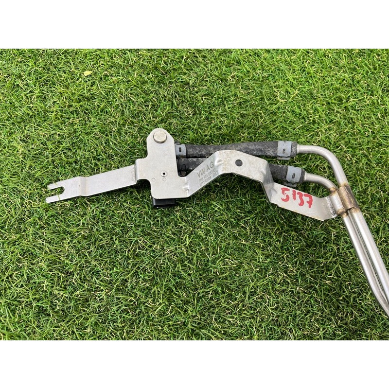 Трубка с датчиком перепада давления выхлопных газов (выпускная система) Volkswagen Touareg NF 2011 3.0 TDI 7P6131552E