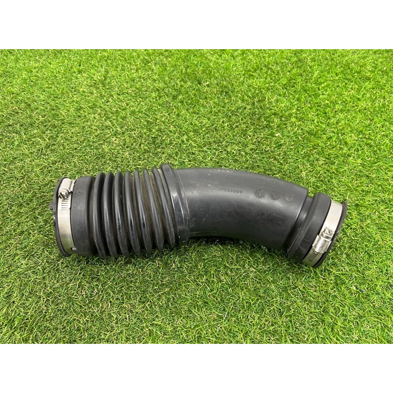 Патрубок воздушного фильтра (впускная система) Jeep Grand Cherokee WK2 2014 3.0 Diesel EXF 68202826AA